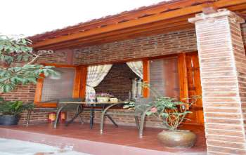 Bungalow garden view