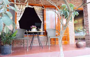 Bungalow garden view